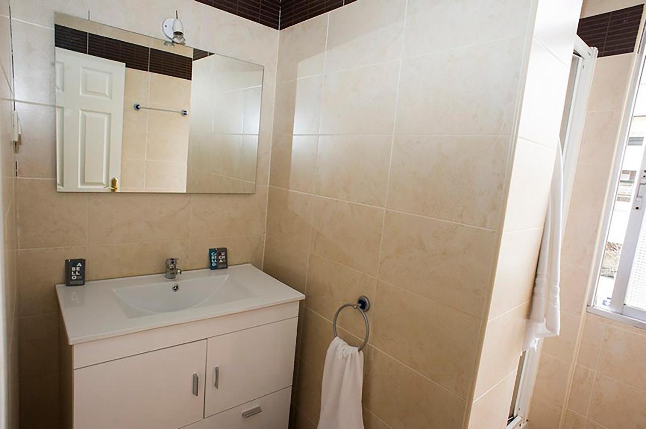 Hostal Velarde تالافيرا دي لا رينا المظهر الخارجي الصورة