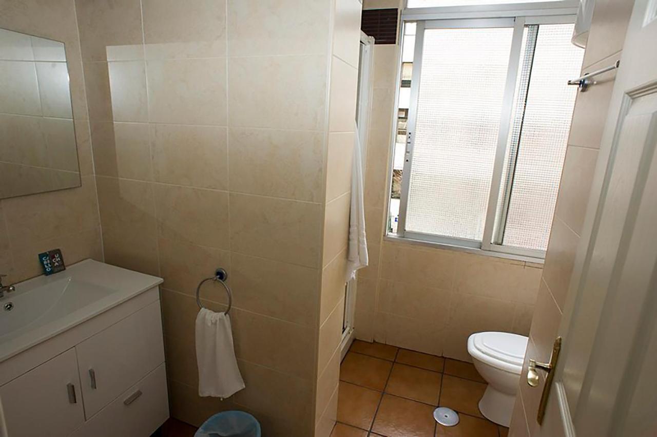Hostal Velarde تالافيرا دي لا رينا المظهر الخارجي الصورة