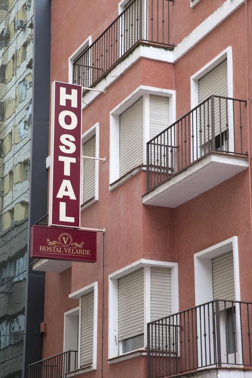 Hostal Velarde تالافيرا دي لا رينا المظهر الخارجي الصورة